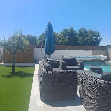 Mi Casa Es Su Casa